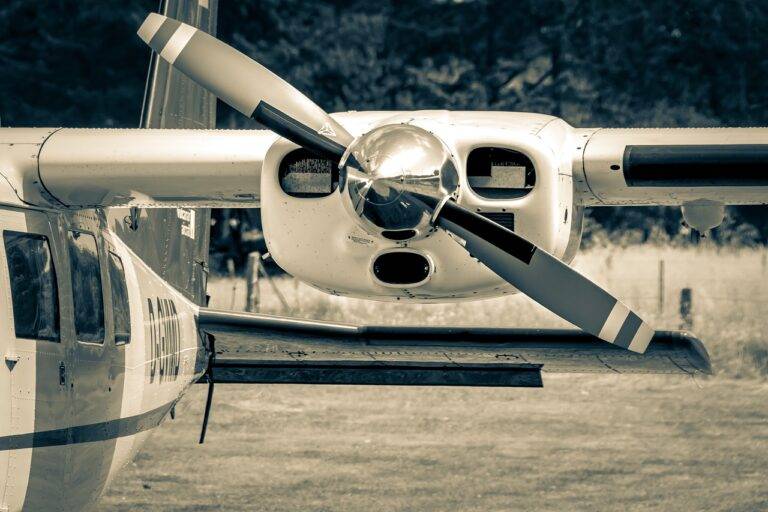 The Ethics of AI in Autonomous Vehicles: Decision-making Dilemmas