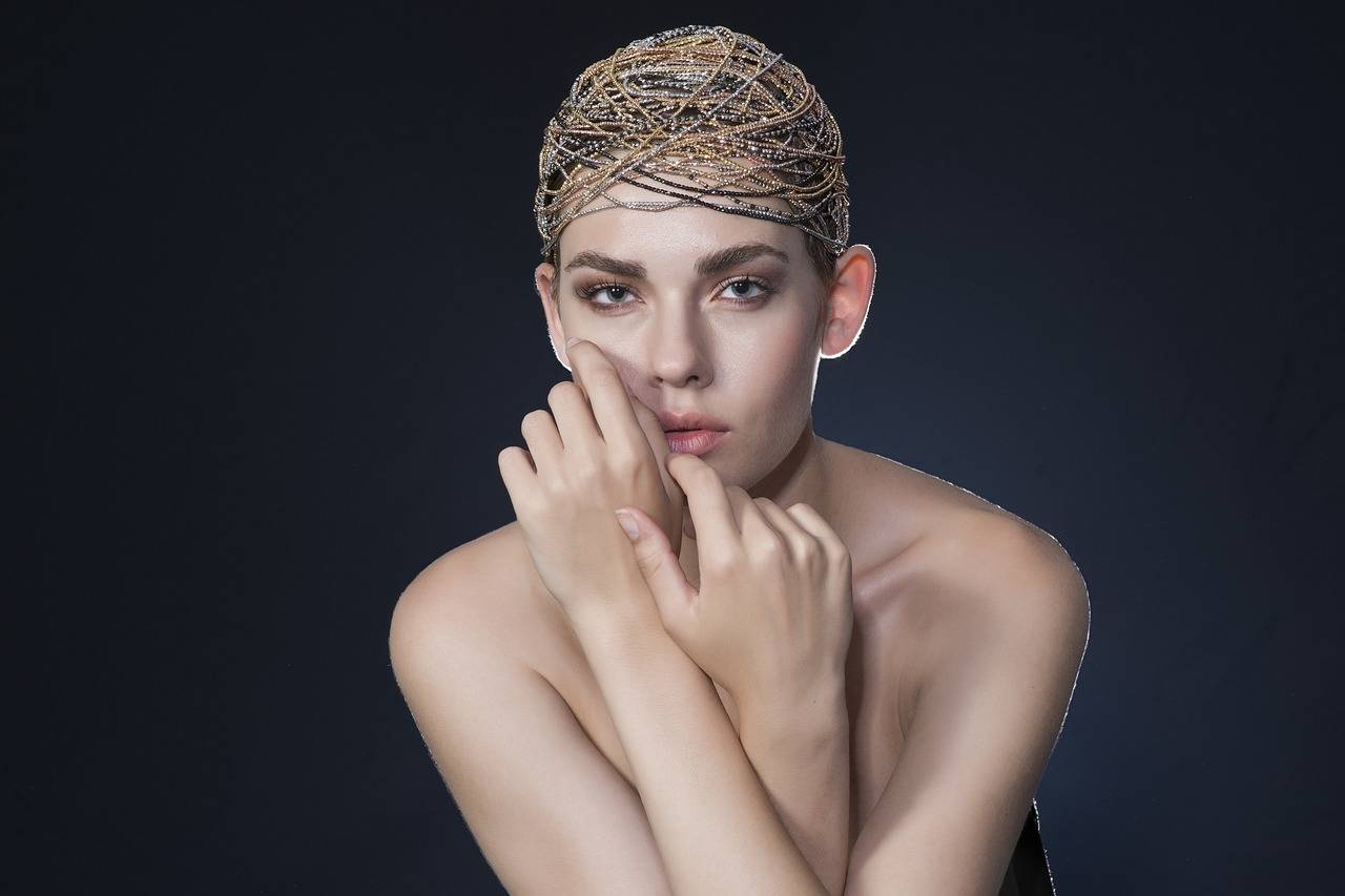 Fashion and the Metaverse: Virtual Fashion Experiences in Digital Worlds